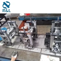 Qual è il ruolo di una macchina formatrice per arcarecci nel settore edile?