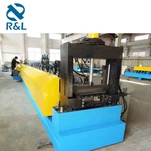 Macchina per la formatura di rulli per passerelle portacavi